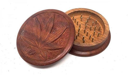 Leaf Carved Wooden Herb Grinder 3" Round  Metal Teeth