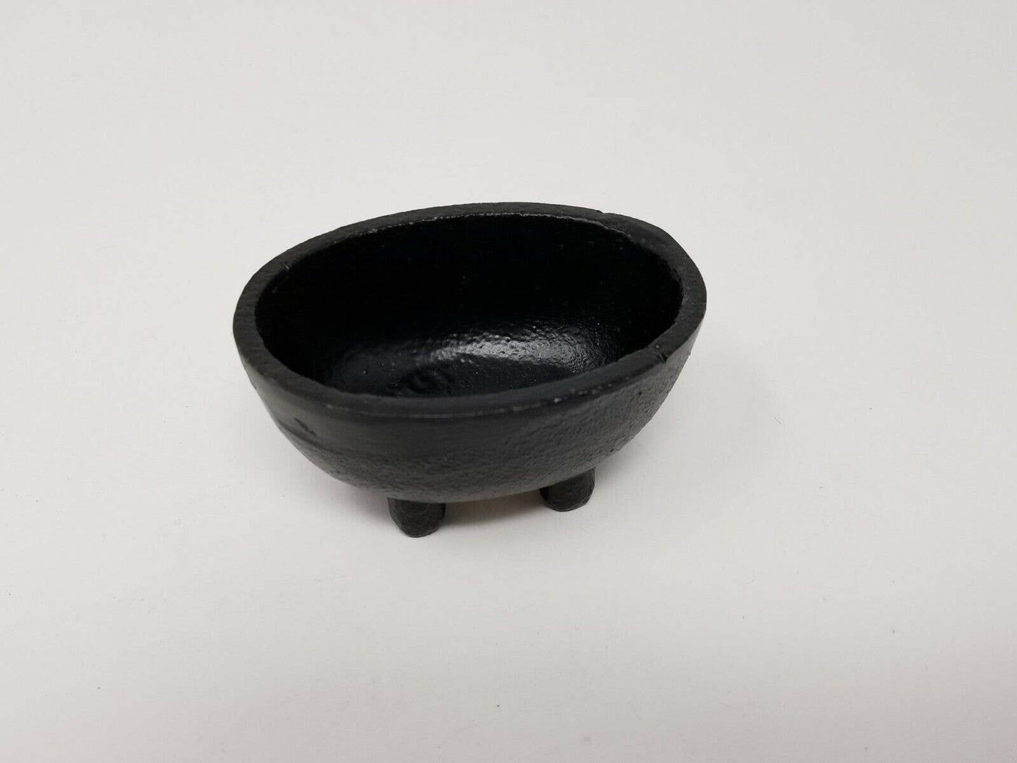 Cast Iron Cauldron 2.5"L x 2"W x 2"H